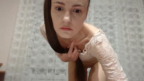 Yana online show from 04.23.26