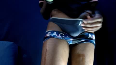 Snapshot of 5hbk chatting on 01.08.25 Tettaz GetitJusy4ya online show from 01.08.25