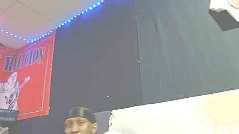 Snapshot of 5hbk chatting on 09.28.25 Tettaz GetitJusy4ya online show from 09.28.25