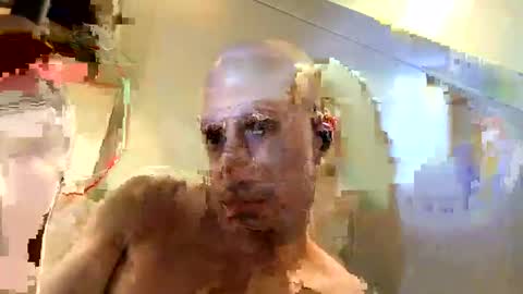 Snapshot of 5minuescum chatting on 11.02.25 RecentBison online show from 11.02.25