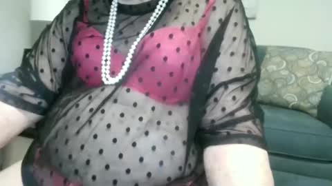 Snapshot of 66missy chatting on 11.15.25 Missy online show from 11.15.25