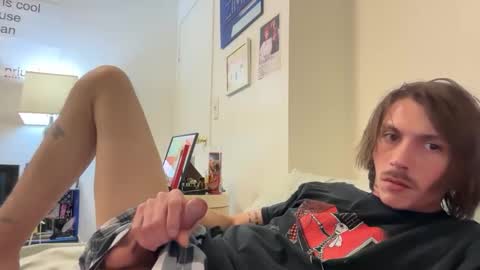 Snapshot of 69j0hndo chatting on 02.04.25 FUCKR online show from 02.04.25