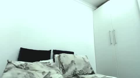 Snapshot of 69naughtyempress69 chatting on 12.12.24 69naughtyempress69 online show from 12.12.24