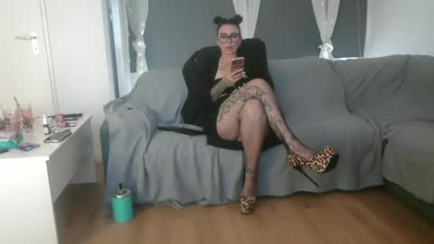 69sweetpoison online show from 06.14.26