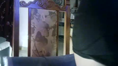Snapshot of 77lilu chatting on 10.10.25 Lilu online show from 10.10.25