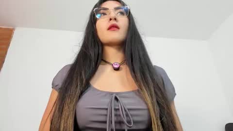    online show from 12.03.25