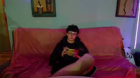 Snapshot of 8_goat chatting on 09.30.25 Phillip online show from 09.30.25