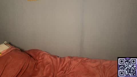 Snapshot of 8_goat chatting on 10.21.25 Phillip online show from 10.21.25