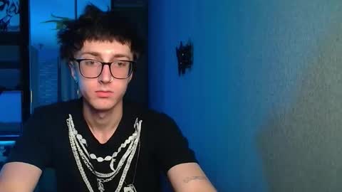 Snapshot of 8_goat chatting on 12.01.25 Phillip online show from 12.01.25