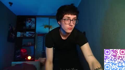 Snapshot of 8_goat chatting on 12.19.25 Phillip online show from 12.19.25