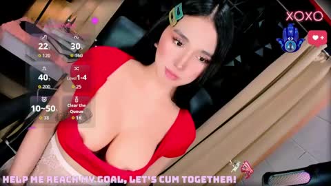 Snapshot of 8inchabsoluteselfsucker chatting on 05.17.26 Heaven online show from 05.17.26
