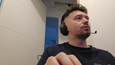 8inchdude93 online show from 07.11.26