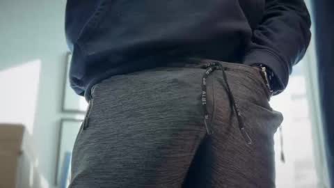 Snapshot of 8inchernyc chatting on 11.06.25 8incher NYC online show from 11.06.25