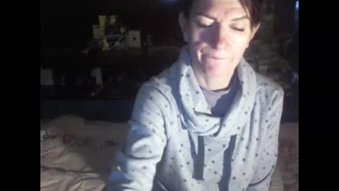 Snapshot of 8mistress8 chatting on 03.24.26 8MISTRESS8 online show from 03.24.26
