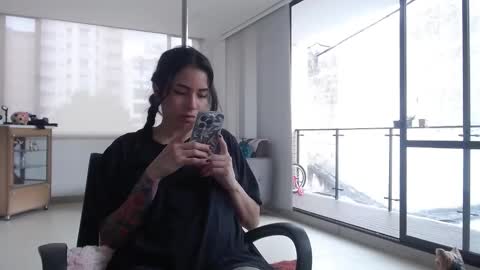 Addison  online show from 12.20.24