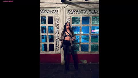 Addison  online show from 12.23.24