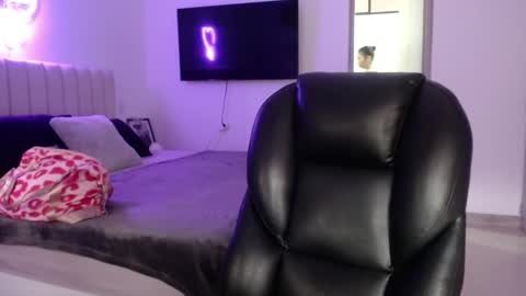 Addison  online show from 02.22.25