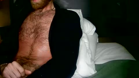 Snapshot of 90210screamer chatting on 12.04.24 90210screamer online show from 12.04.24