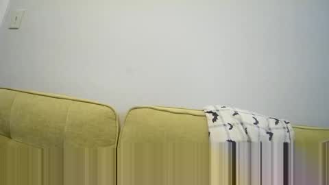 Snapshot of 90210screamer chatting on 12.13.24 90210screamer online show from 12.13.24