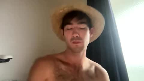 Snapshot of 9thislandd chatting on 10.12.25 9thislandd online show from 10.12.25