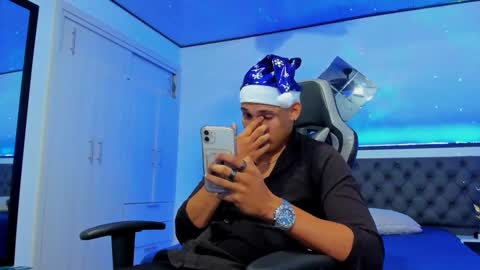 Snapshot of _0324 chatting on 12.24.24 rick online show from 12.24.24