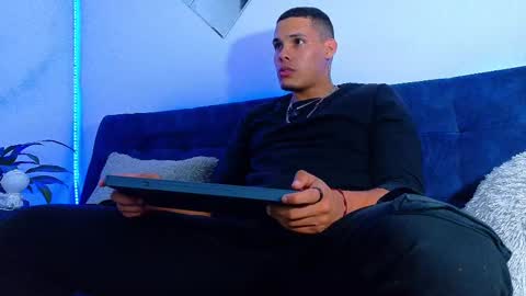 Snapshot of _0324 chatting on 09.21.25 rick online show from 09.21.25