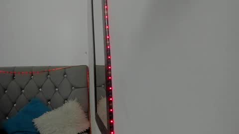 Snapshot of _1dereck chatting on 02.15.26 DERECK online show from 02.15.26