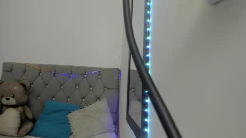 Snapshot of _1dereck chatting on 02.17.26 DERECK online show from 02.17.26