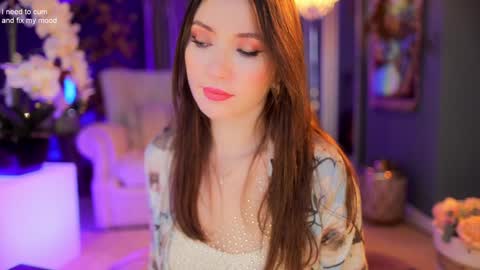 Sophia  online show from 12.04.24