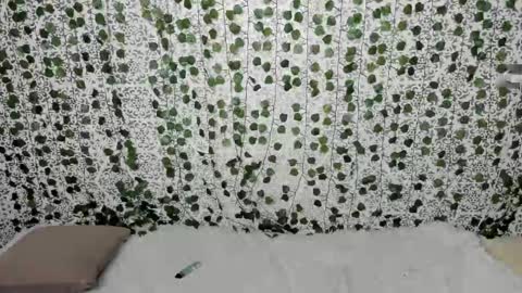 EMILY AND  MARCUS online show from 02.13.25