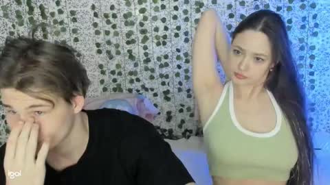 EMILY AND  MARCUS online show from 03.06.25