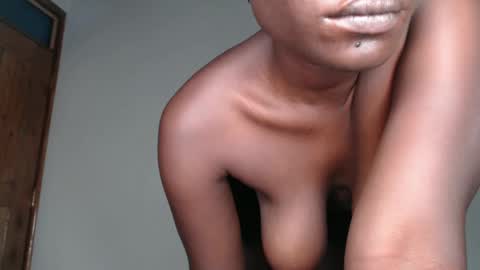 _addiction_1 online show from 12.02.24