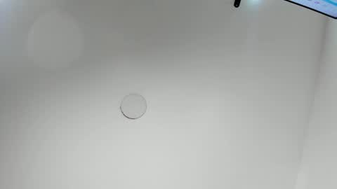 Agatha online show from 01.04.25