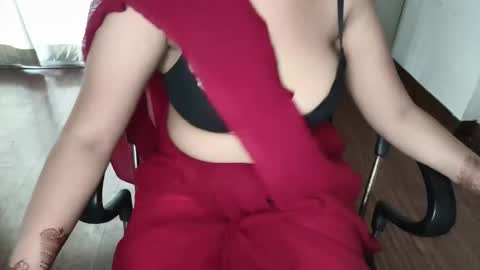 _aleena_ online show from 10.13.25