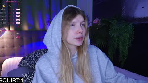 Snapshot of _aleksa chatting on 12.06.24 Alexa online show from 12.06.24