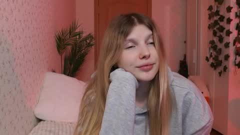 Snapshot of _aleksa chatting on 12.07.24 Alexa online show from 12.07.24