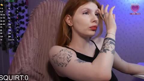 Snapshot of _aleksa chatting on 02.10.25 Alexa online show from 02.10.25