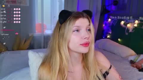 Snapshot of _aleksa chatting on 10.31.25 Alexa online show from 10.31.25