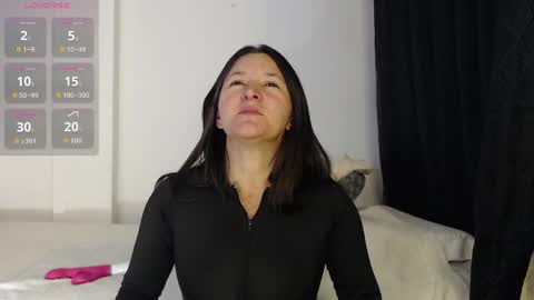 _alice_horny_ online show from 05.17.26