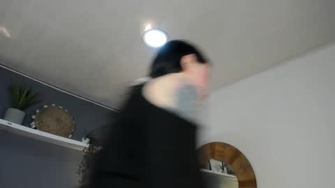 Snapshot of _aliice_1 chatting on 03.05.25 Alice online show from 03.05.25