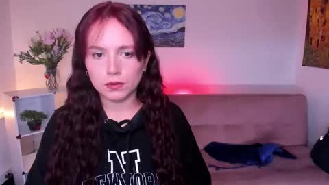 Snapshot of _allisontyler chatting on 06.11.26 Allison online show from 06.11.26