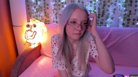 Emily online show from 04.22.26
