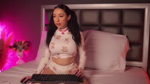 Anna online show from 02.09.25