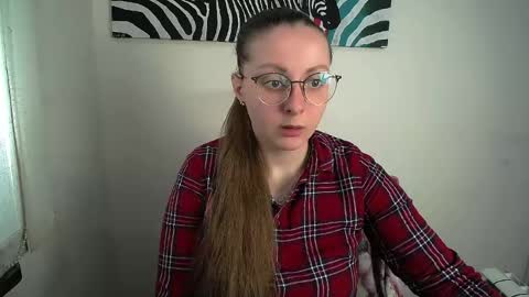 Snapshot of _annabelle_lee chatting on 05.07.26 Anna online show from 05.07.26
