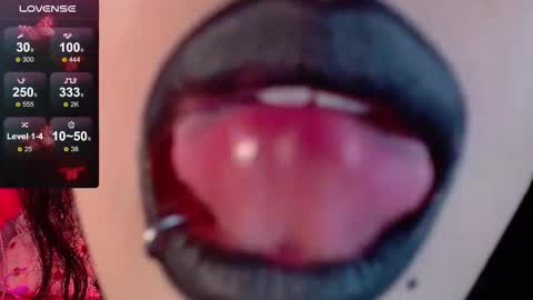 Angie online show from 12.23.25