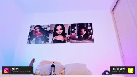 Ariana  online show from 10.23.25