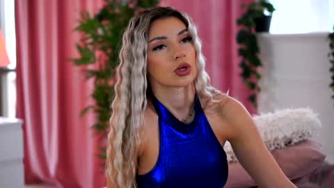 Arielle online show from 01.15.25