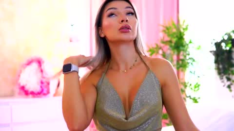 Arielle online show from 09.30.25