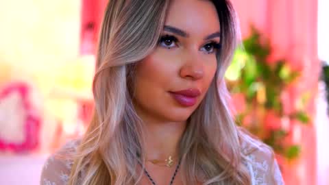 Arielle online show from 10.11.25