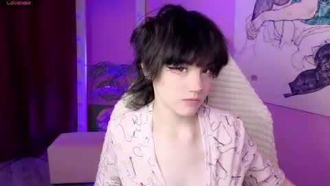 Snapshot of _arlie_ chatting on 07.27.26 Alice online show from 07.27.26